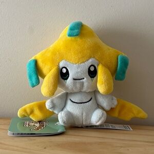 Jirachi Plush Pokémon fit